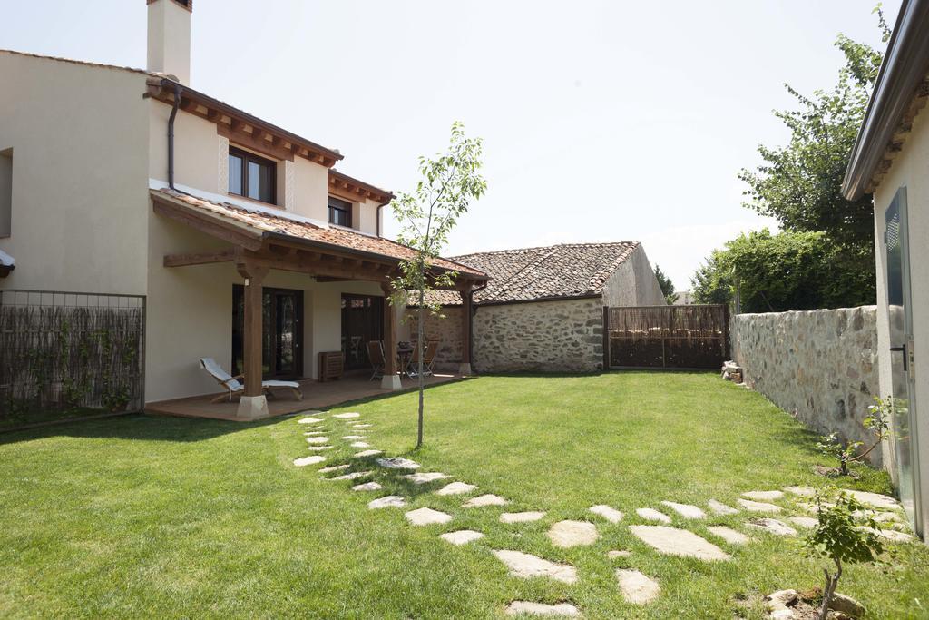 Casas De La Fuente Guest House Brieva Luaran gambar