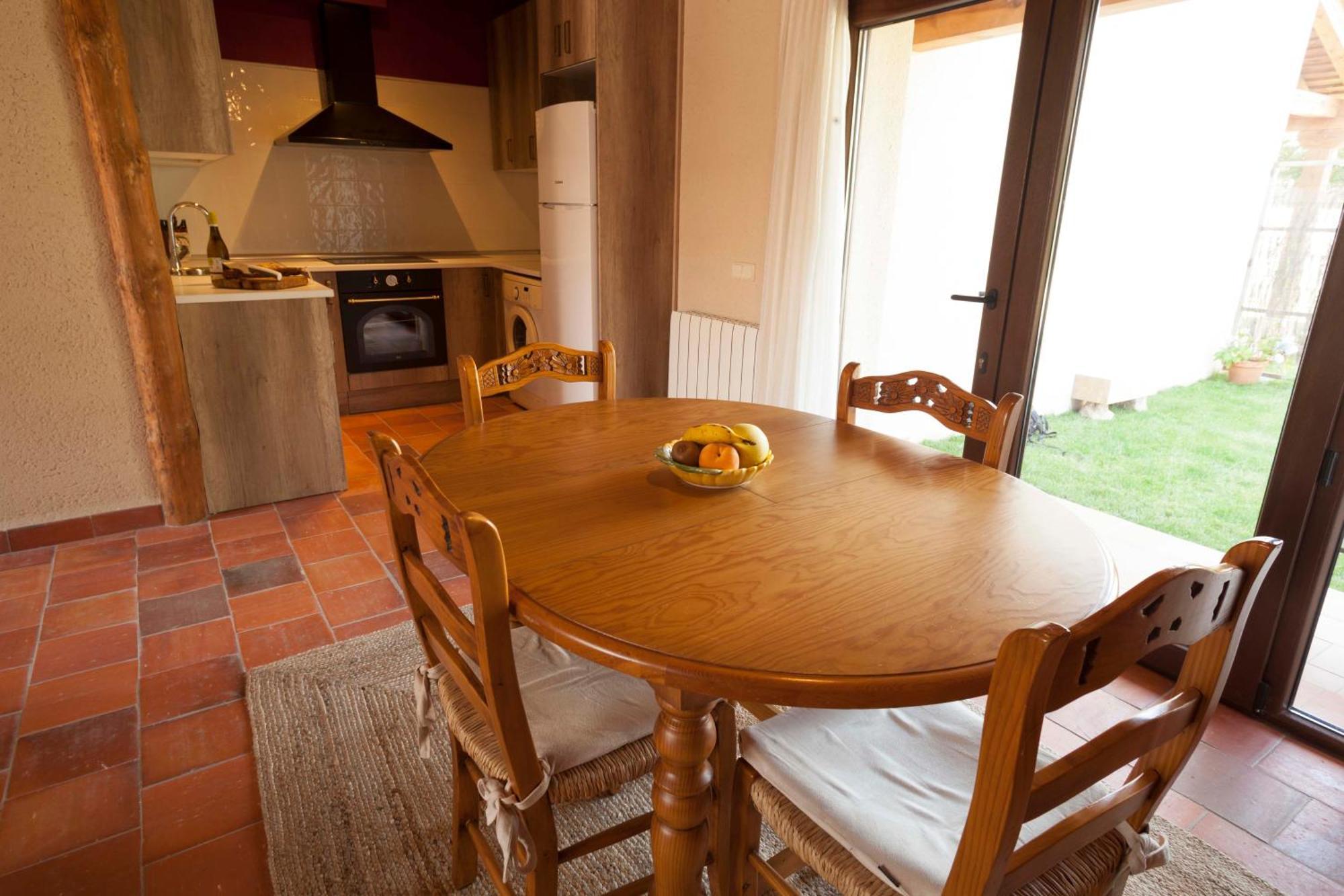 Casas De La Fuente Guest House Brieva Luaran gambar