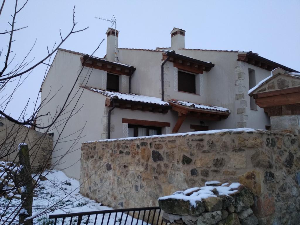 Casas De La Fuente Guest House Brieva Luaran gambar
