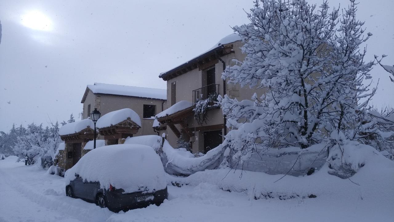 Casas De La Fuente Guest House Brieva Luaran gambar